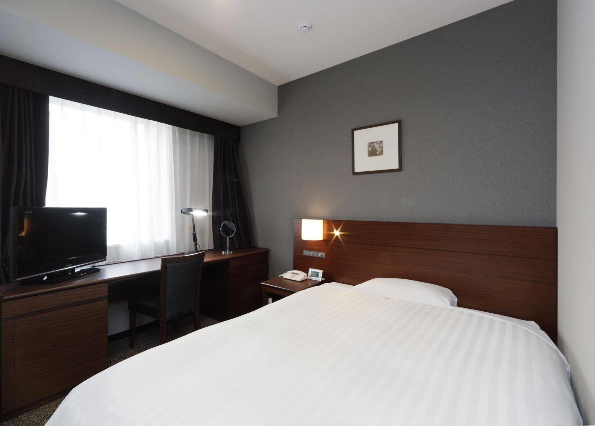 Jr-East Hotel Mets Komagome Токио Экстерьер фото
