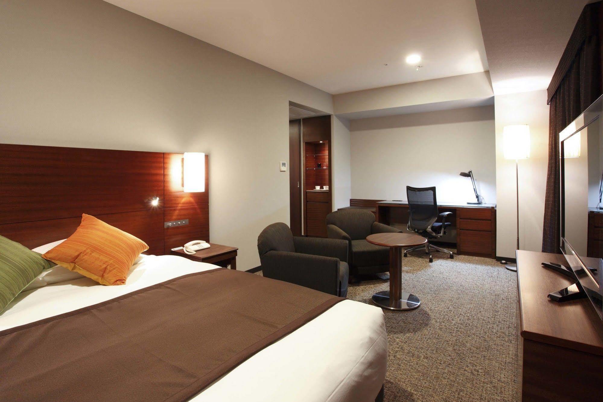 Jr-East Hotel Mets Komagome Токио Экстерьер фото
